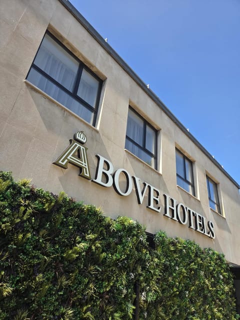 Property building, Property logo or sign, Street view