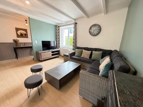 Le char a banc - Maison de vacances Bed and Breakfast in Brittany