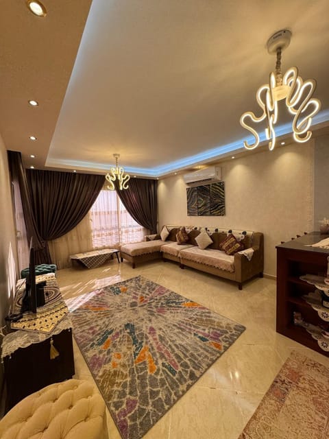 TV and multimedia, Living room, Photo of the whole room, Seating area
