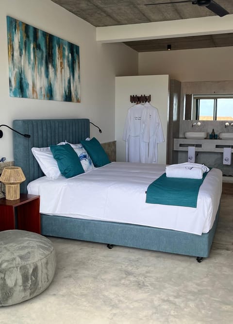 Bathroom, Photo of the whole room, Bedroom