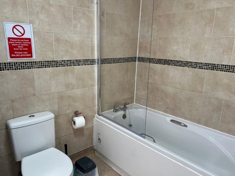 Supreme Home Vacation rental in Wolverhampton