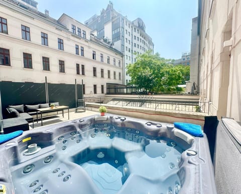 Property building, Swimming pool
