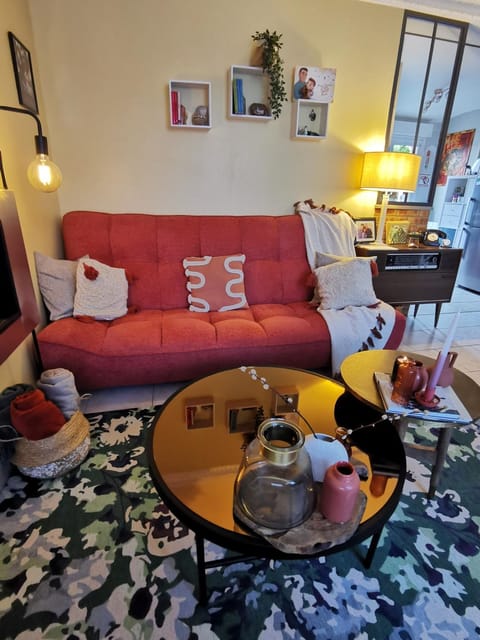 Living room, Decorative detail
