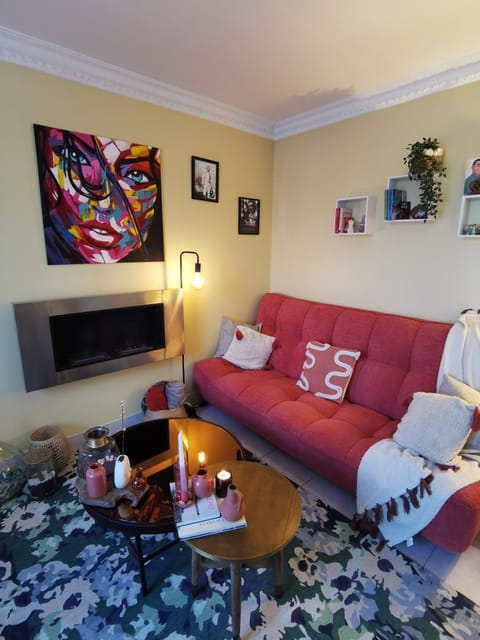 Living room, Decorative detail