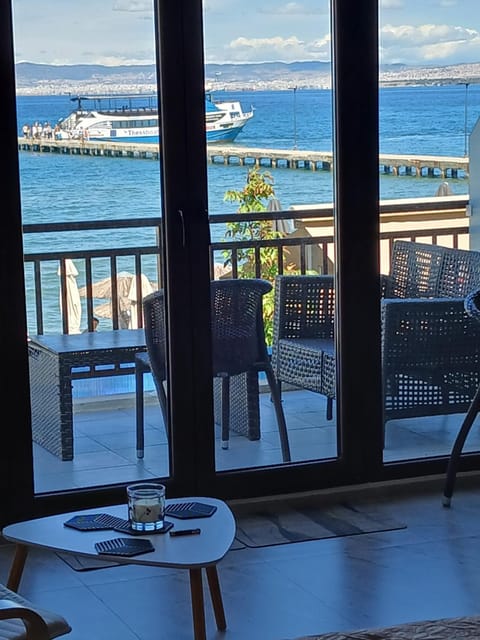 View (from property/room), Balcony/Terrace
