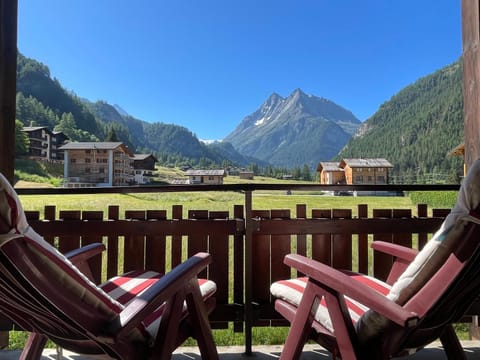 Property building, Natural landscape, Mountain view