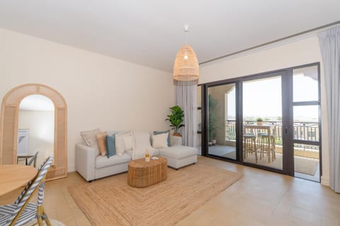 Voyage Saadiyat Island Retreat Apartment in Abu Dhabi