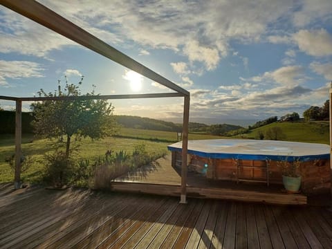 Natural landscape, Swimming pool