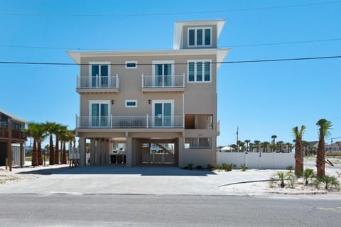Castle de Playa by Gulf Coast Getaways House in Pensacola Beach