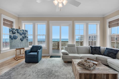 Cloud Nine by Gulf Coast Getaways House in Pensacola Beach