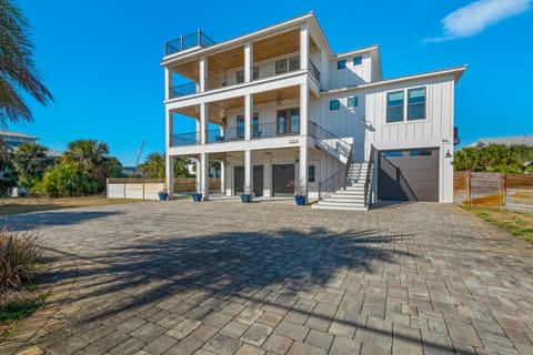 Destination Perfection by Gulf Coast Getaways House in Pensacola Beach