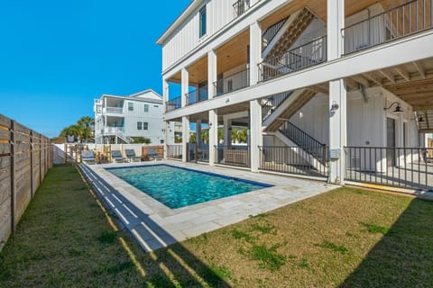 Destination Perfection by Gulf Coast Getaways House in Pensacola Beach