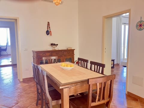 Grande appartamento con terrazza panoramica a 500mt dal mare Apartment in Castelsardo