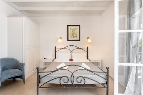 Fiorado Apartment hotel in Corfu, Greece