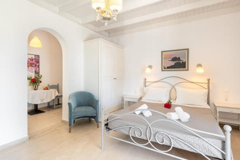 Fiorado Apartment hotel in Corfu, Greece