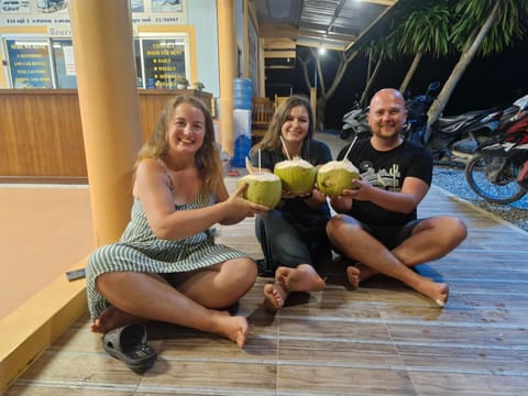 Guests, group of guests