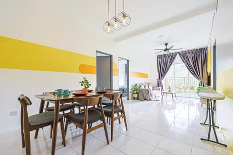 Property building, Living room, Seating area, Dining area