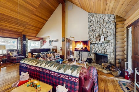 Sugar Pine Retreat House in San Bernardino