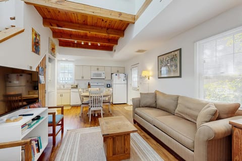 Bermudo Row Condo --- 34 Maryland Ave Unit 5 House in Henlopen Acres