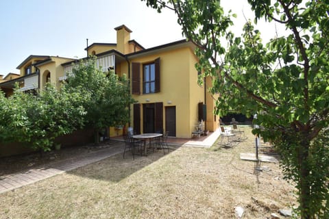 Property building, Garden, Garden view