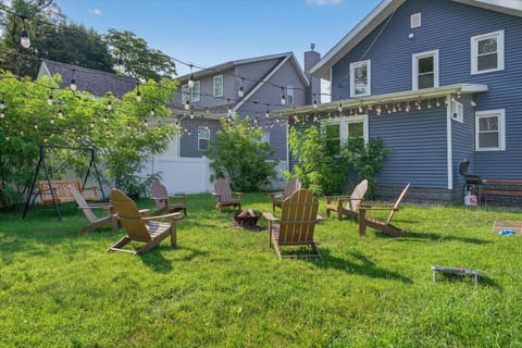 Spring, Natural landscape, Garden, Evening entertainment, Garden view, sunbed