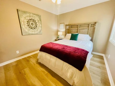 Eastgate 17A beautiful townhouse Apartment in Hammond