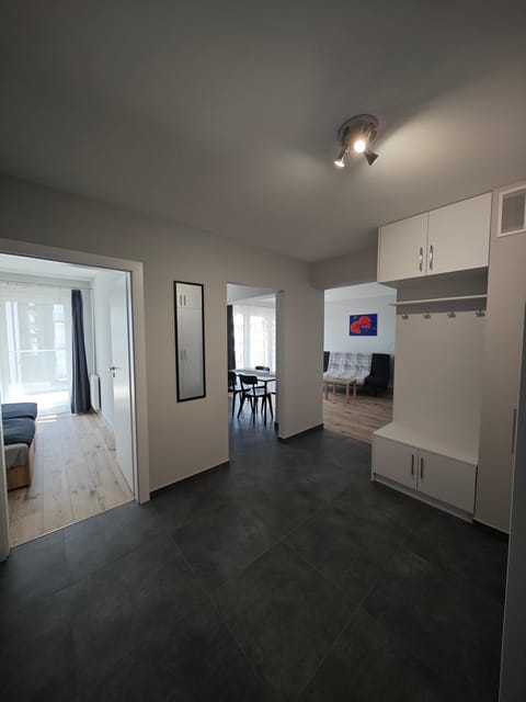 Kitchen or kitchenette, Living room, Photo of the whole room, Dining area, Bedroom, stove