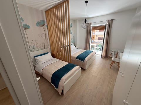 Bed, Balcony/Terrace, Bedroom, wardrobe