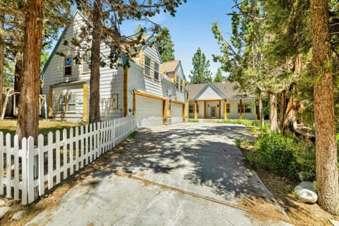 Castlewood Retreat #2524 House in Big Bear