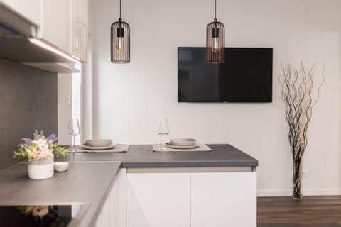TV and multimedia, Kitchen or kitchenette