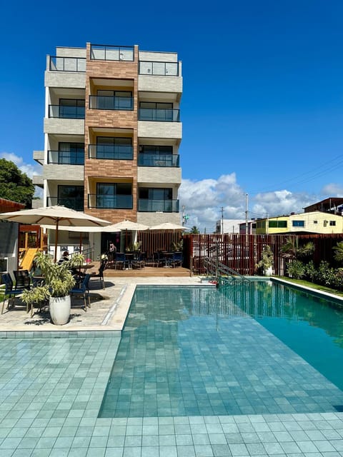 Property building, Swimming pool, Swimming pool