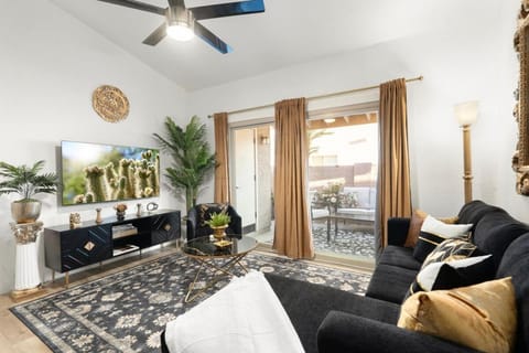 Villa Fiore - 2 King Beds & Swimming Pool! Apartment in Tempe