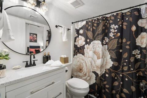 Villa Fiore - 2 King Beds & Swimming Pool! Apartment in Tempe