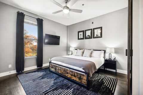 Legends Loft Modern Stay Near Vandy on West End House in Nashville