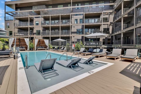 The Gibson in Music City Walk to Broadway House in The Gulch