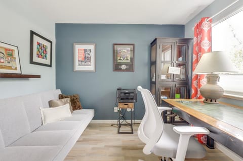 Private Patio and Workspace Quiet Sonoma Condo! Apartment in Sonoma