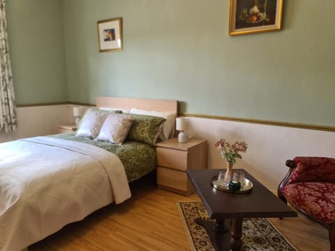 Guest Lodge Bed and Breakfast in Wicklow, Co. Wicklow, Ireland