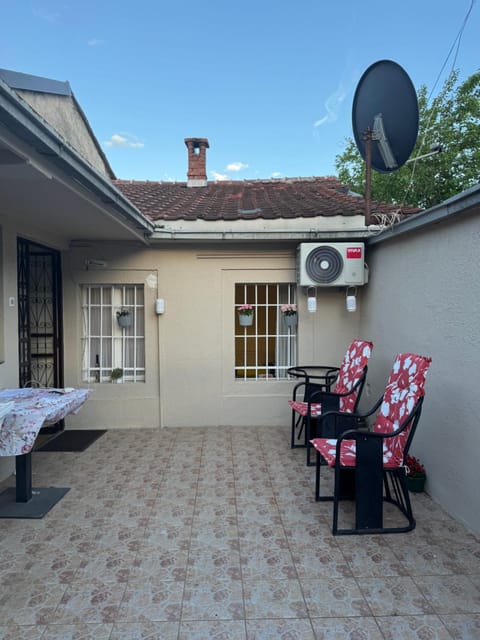 Old street 2 Vacation rental in Podgorica