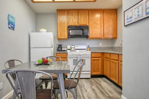 Pacific Plaza #604 - Coral Condo - 1BdrmD-K-QSofa House in Oceano