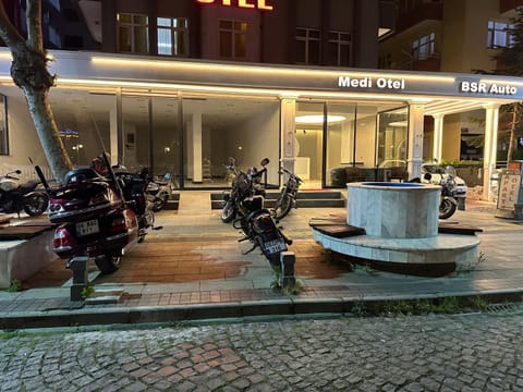 Night, Cycling