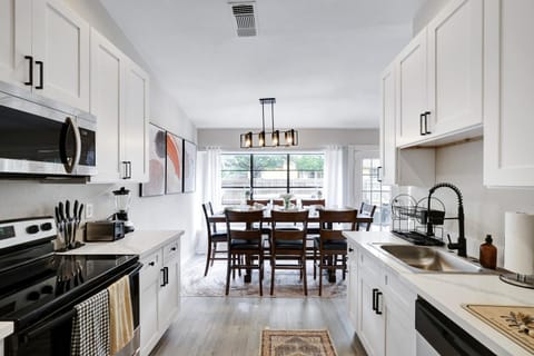 Modern Paradise Hot Tub Game Room Swing Set BBQ House in San Antonio