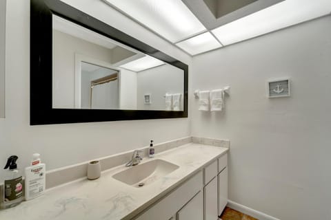 Secluded Oasis with Heated Pool in Prime Location House in Port Charlotte