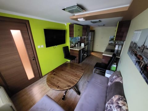 Kitchen or kitchenette, Living room, Dining area