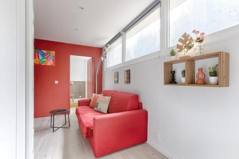 Living room, Decorative detail, Seating area