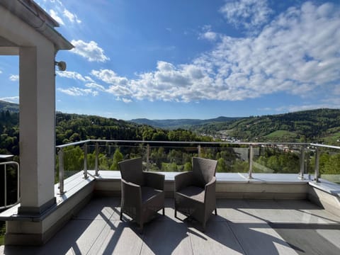 Spring, Day, View (from property/room), Balcony/Terrace, Mountain view