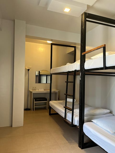 Bed, Photo of the whole room, Bedroom, bunk bed