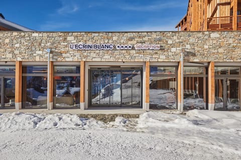 Résidence Odalys L'Ecrin Blanc Apartment in Montvalezan