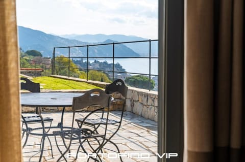 Suite Lavanda by PortofinoVip, Pool, AC, Parking Apartment in Santa Margherita Ligure