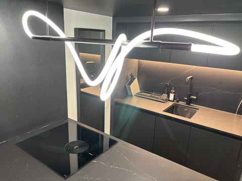 Nordic Design District Area - Compact Apartment Helsinki Center - New Renovated Apartment in Helsinki