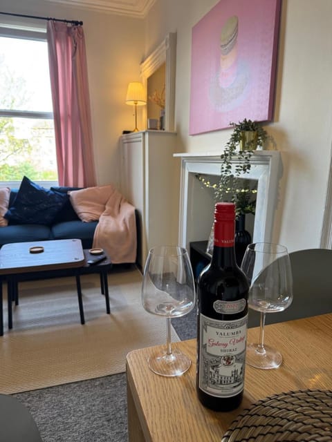 Cosy central Bath pad Apartment in Bath